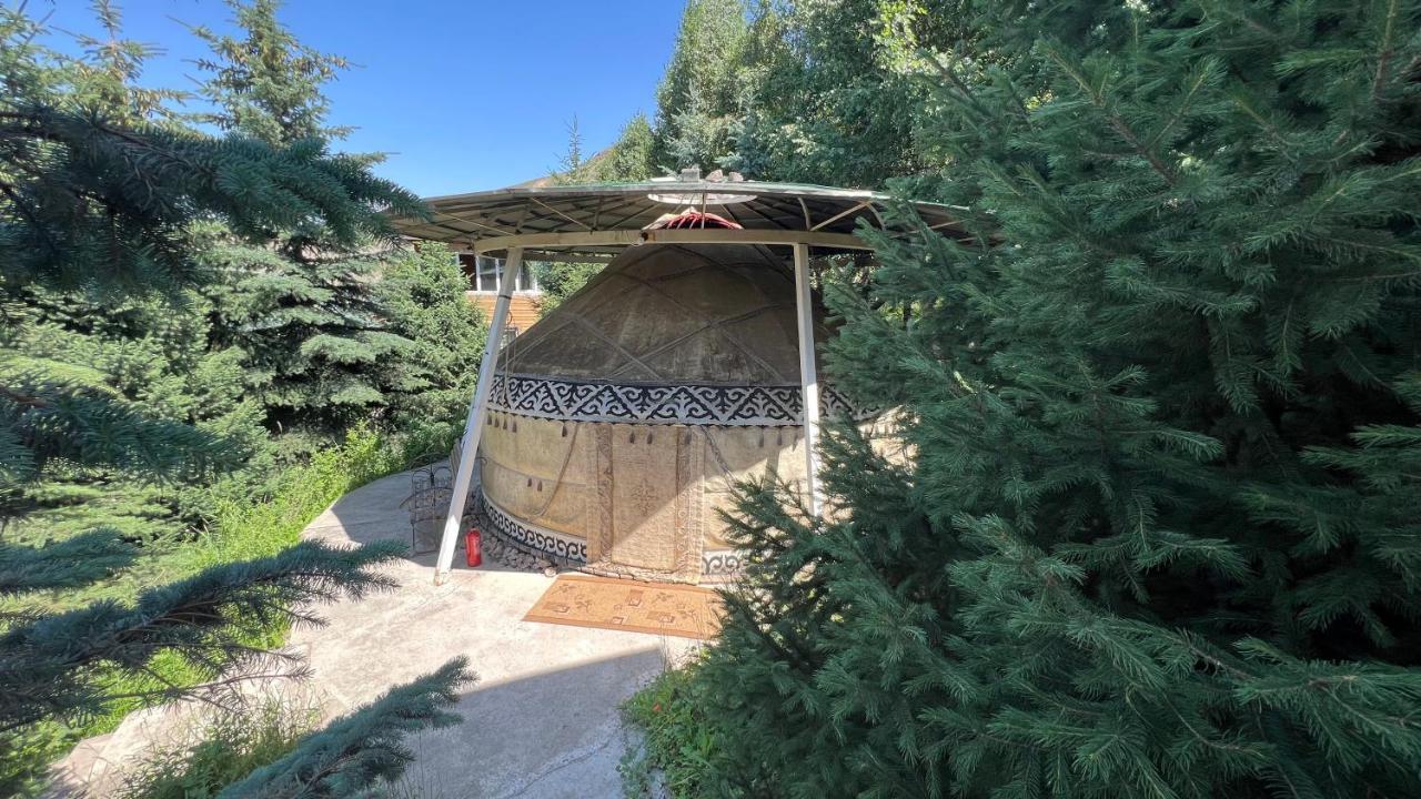 Гостевой Дом Коль-Тор Kegeti Exterior foto